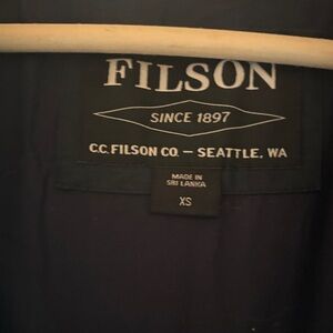Filson Jacket in Dark Navy with Logo Label